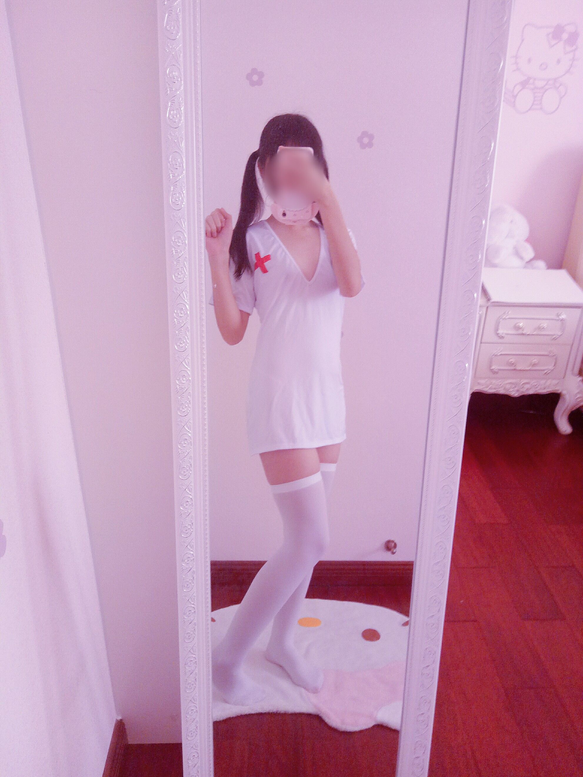 萝莉小护士