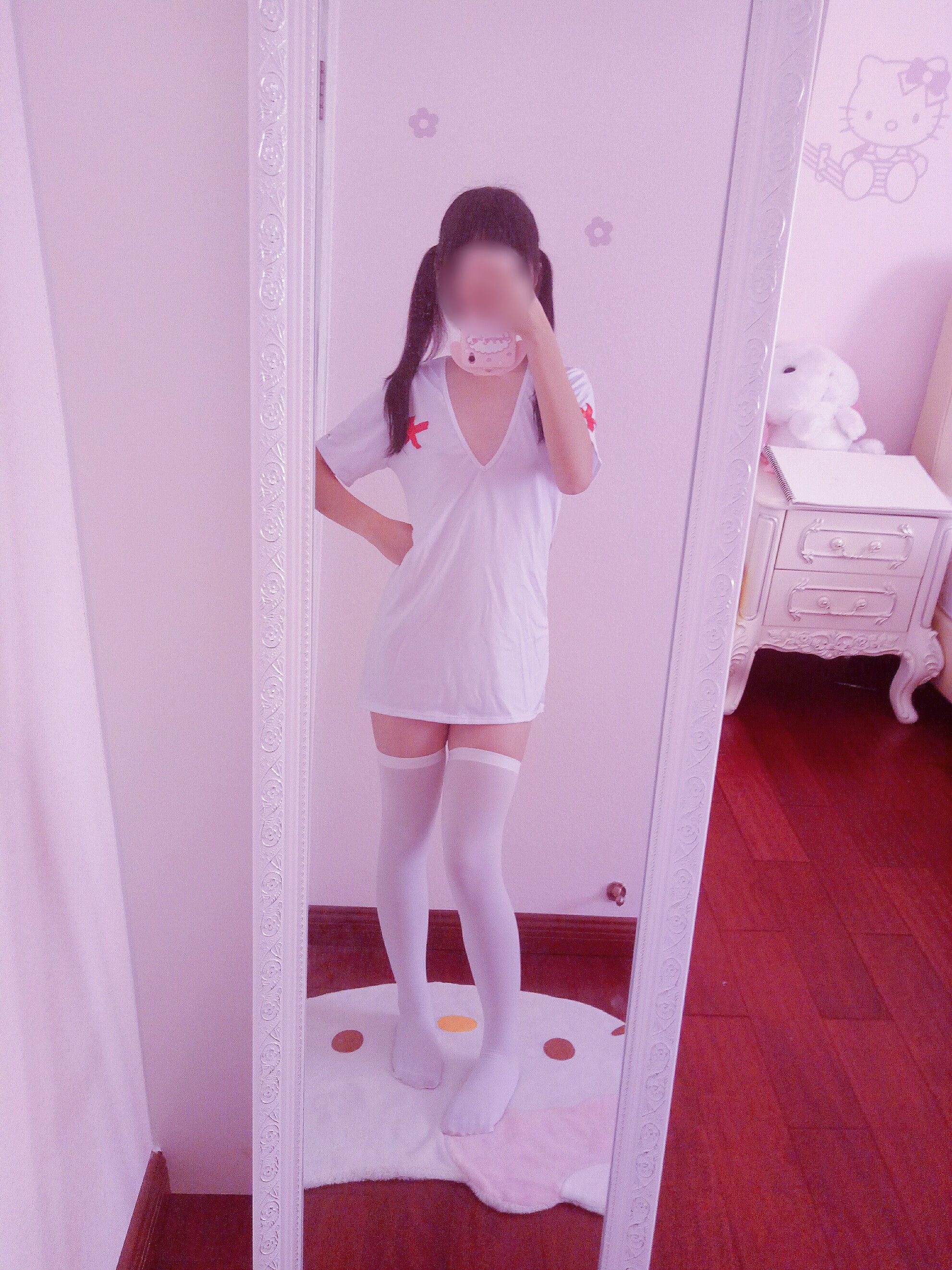 萝莉小护士