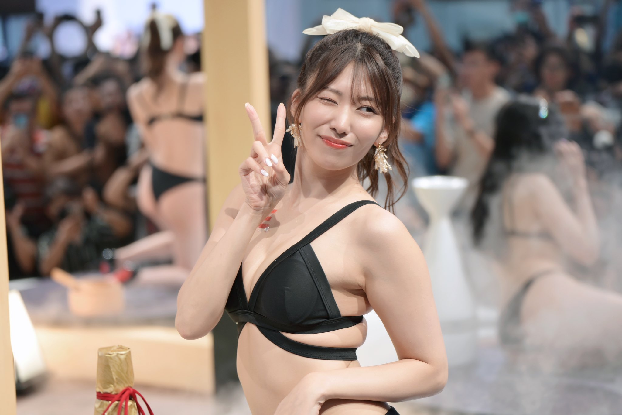 台北成人展上漂亮的日本AV女优
