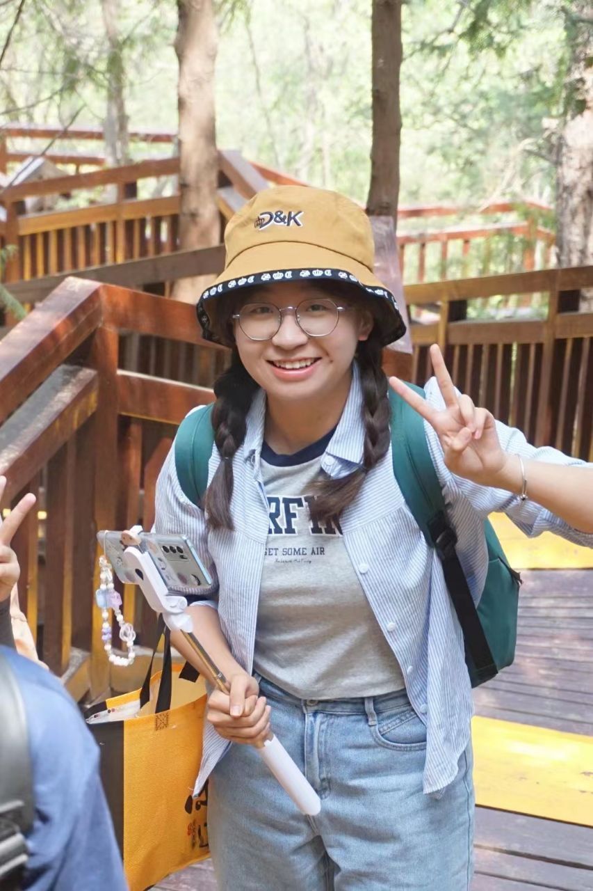 各类露脸反差美女图片 2023082001