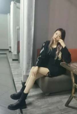 各类露脸反差美女图片 2023082002