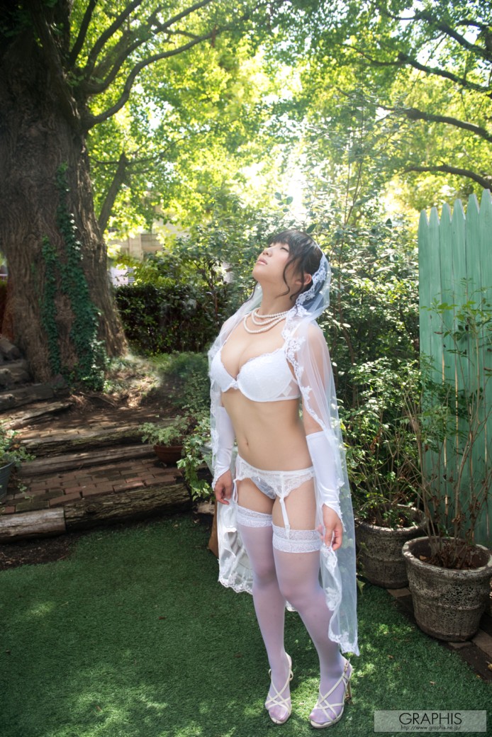 娶到这样美丽大乳的新娘，还不精尽人亡啊