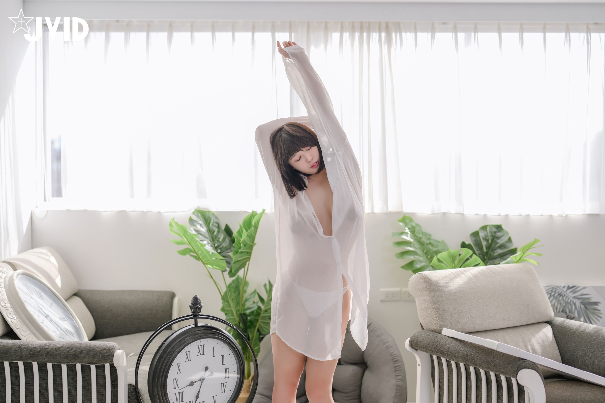 又白又嫩又大的奶奶