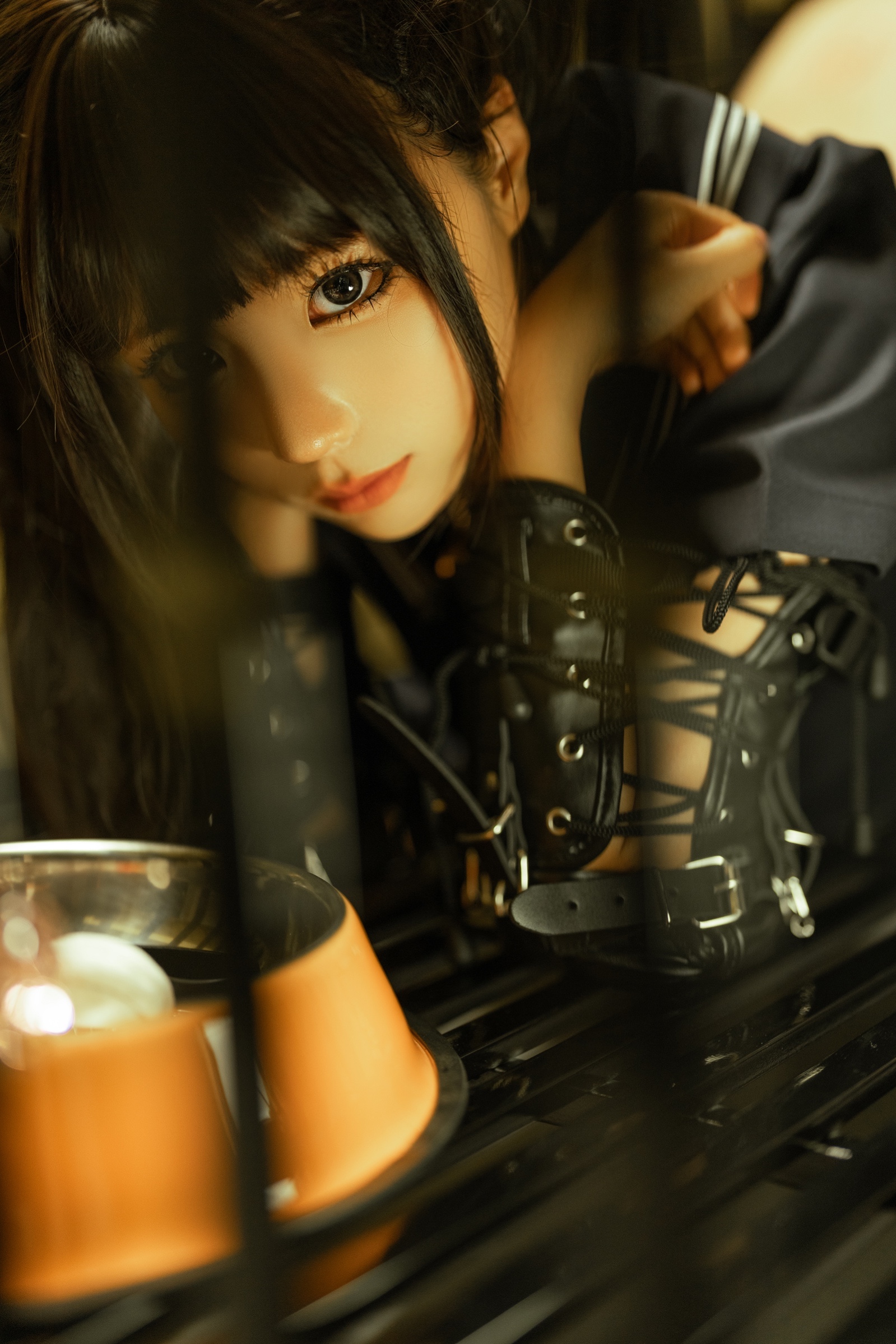 光女仆 水手服 囚笼