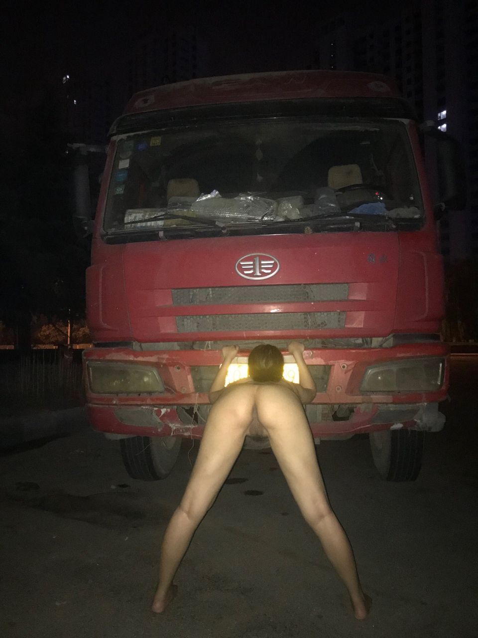 国产崛起之越来越多的妹子爱上了野外漏出