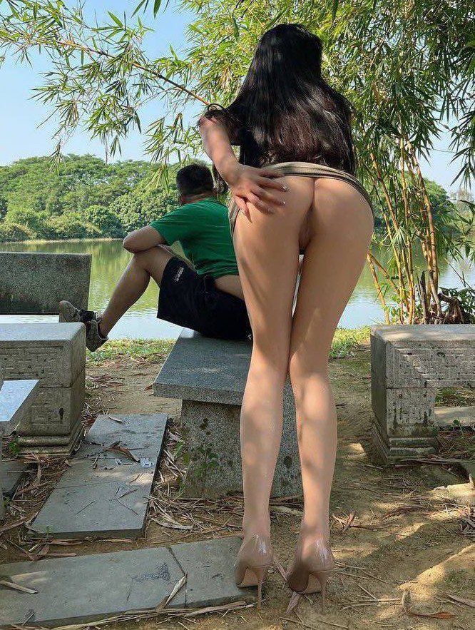 国产崛起之越来越多的妹子爱上了野外漏出