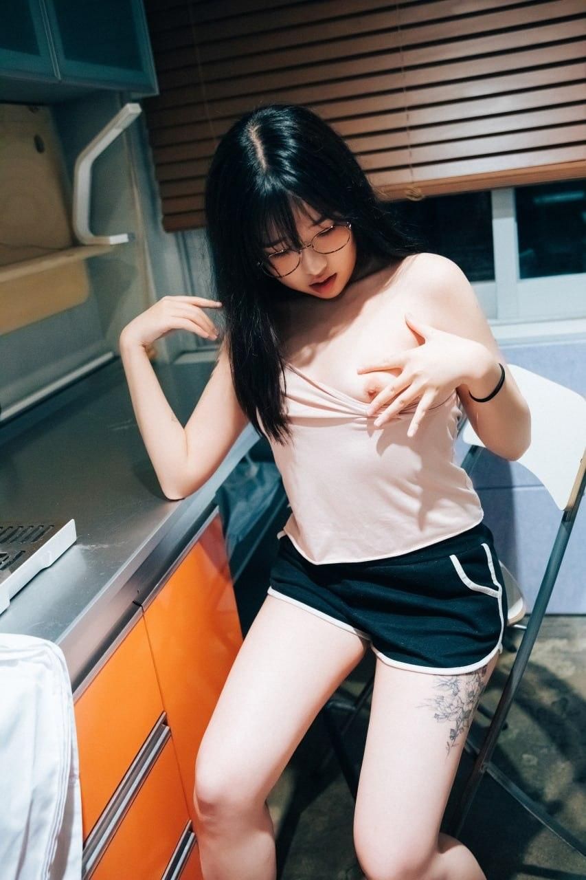 朱丝弦断知音少,冉冉年华吾自老