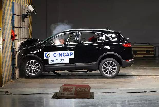 第四批C-NCAP成绩出炉，这款国产车居然仅次于宝马5系排第二？