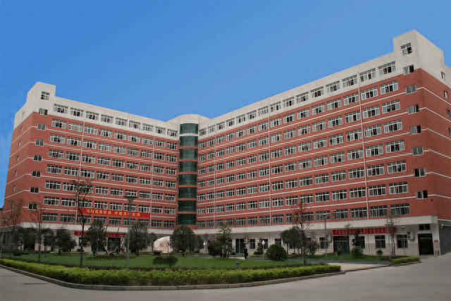 湖北汽车工业学院：不在武汉在十堰，不是之前的武汉汽车工业大学