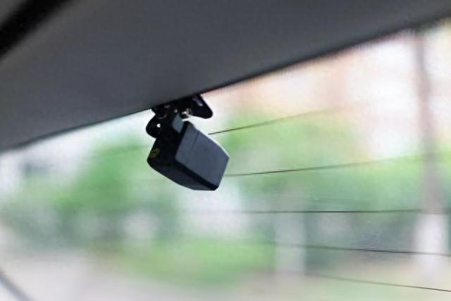 行车记录仪+流媒体后视镜+智能车机 360 S800智能云镜评测报告