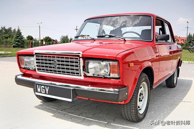 一辆1987年产苏联拉达2107轿车