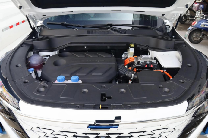 综合优惠最高至3.5万的插混SUV蓝电E5，5-7座可选，不比欧尚Z6 iDD香吗？