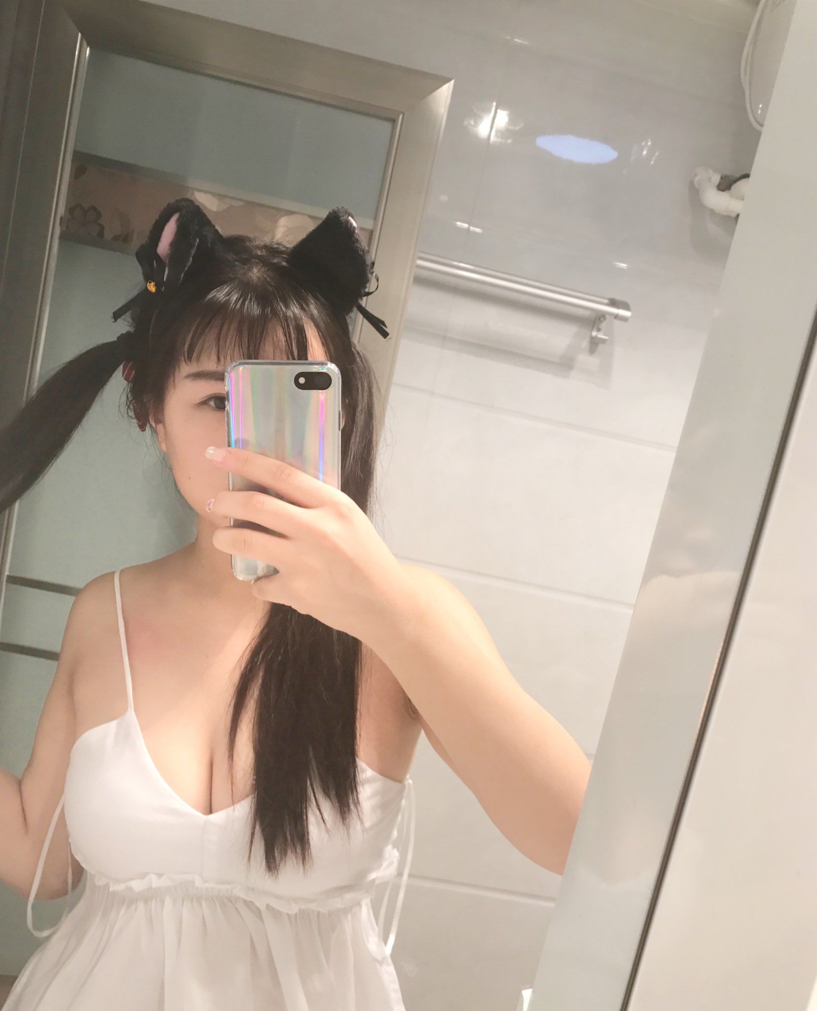 对镜自拍的妹子 千娇百媚 又纯又欲