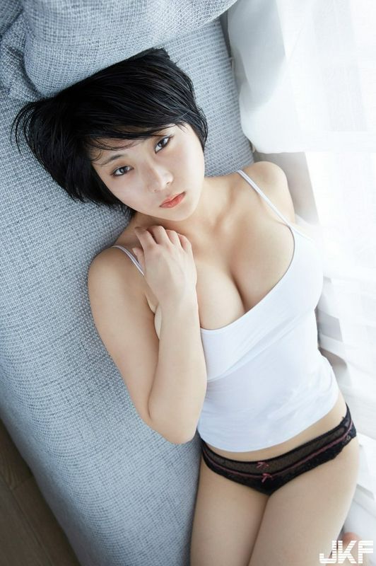 乳神雨瞳性感巨波掀起惊涛万层浪