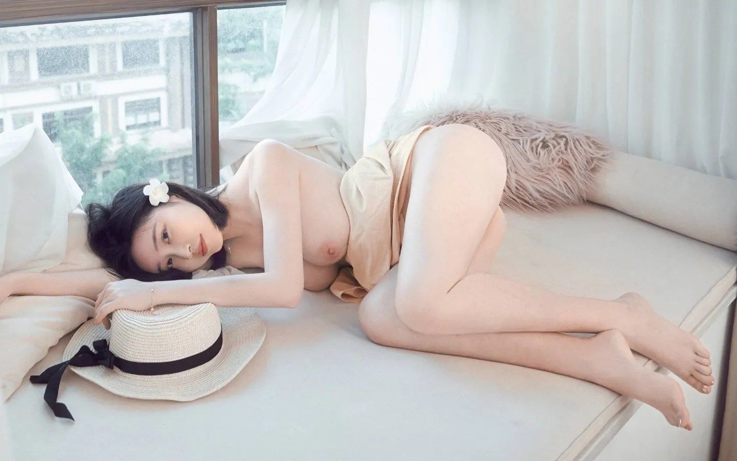 美女就会有人疼爱