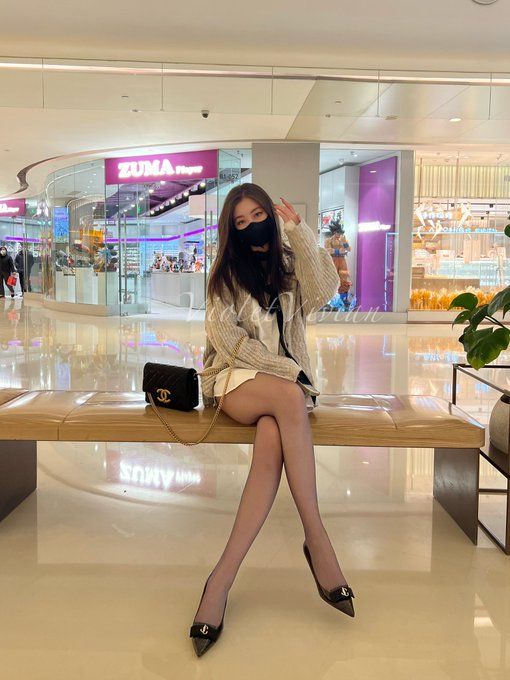 长腿御姐配丝袜,直捣黄龙更湿滑!无漏点慎入
