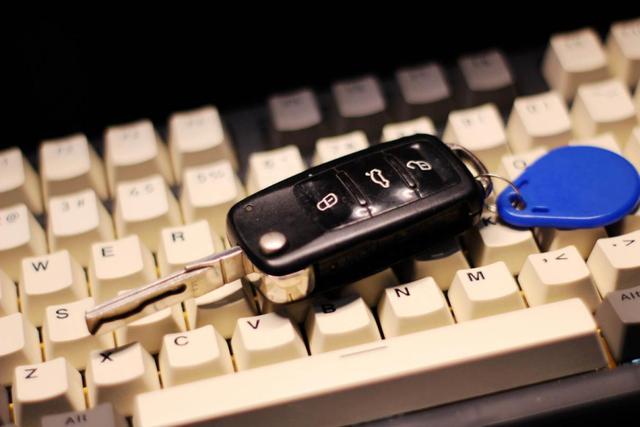 车钥匙纽扣电池怎么选？10年老司机多品牌横评实测告诉你！