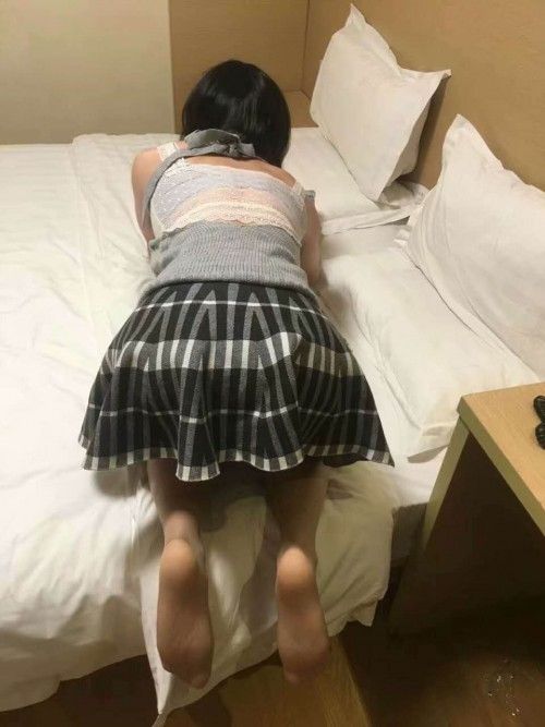 穿上内裤的大屁股是不是更加令人心动