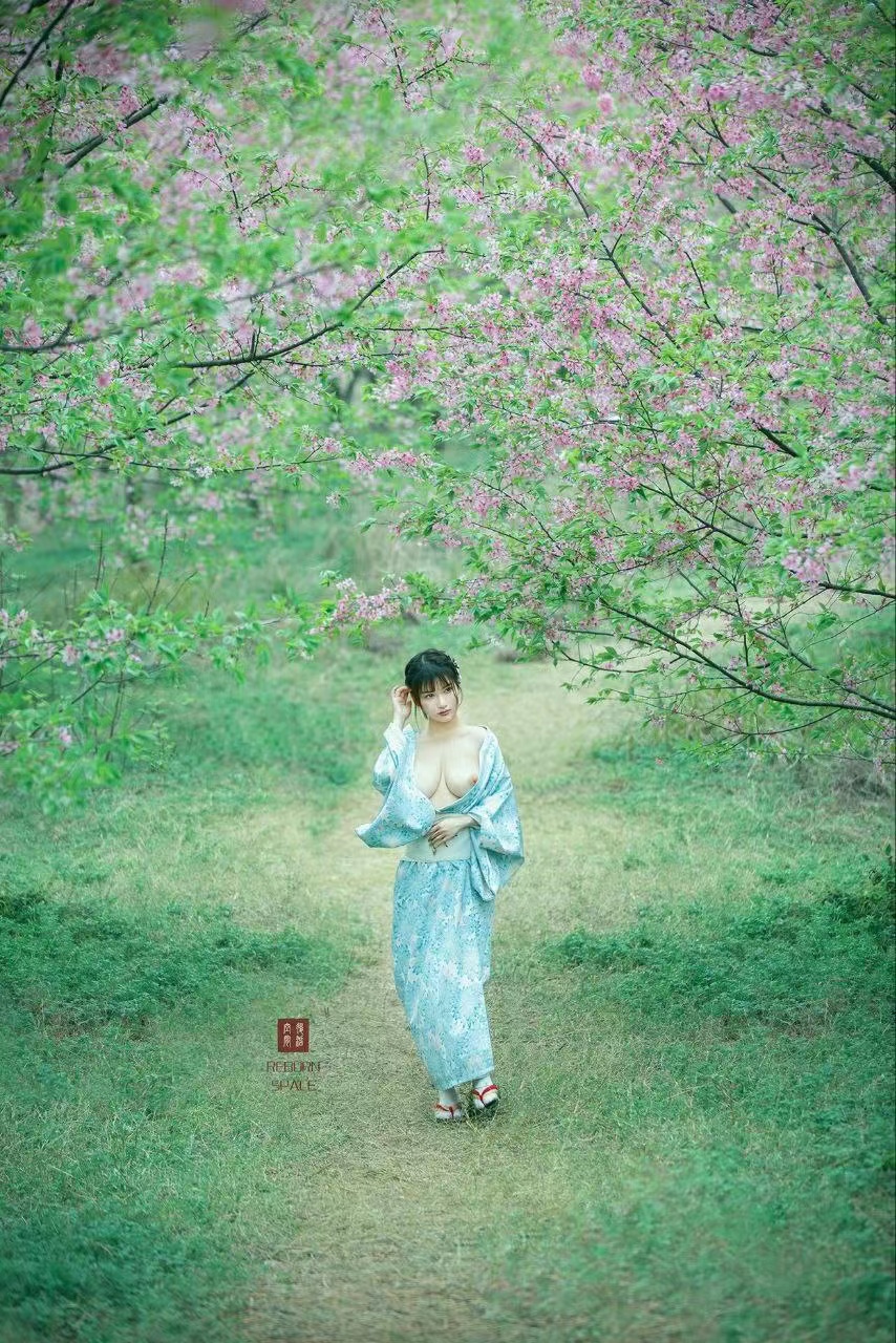 露出，人前的骚才是真的骚 20231017