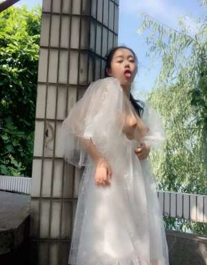 露出，人前的骚才是真的骚 20231017