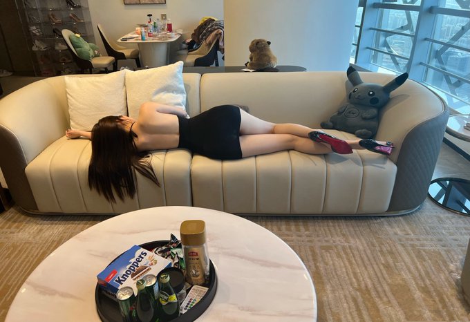 骚妻油亮的丝袜 3