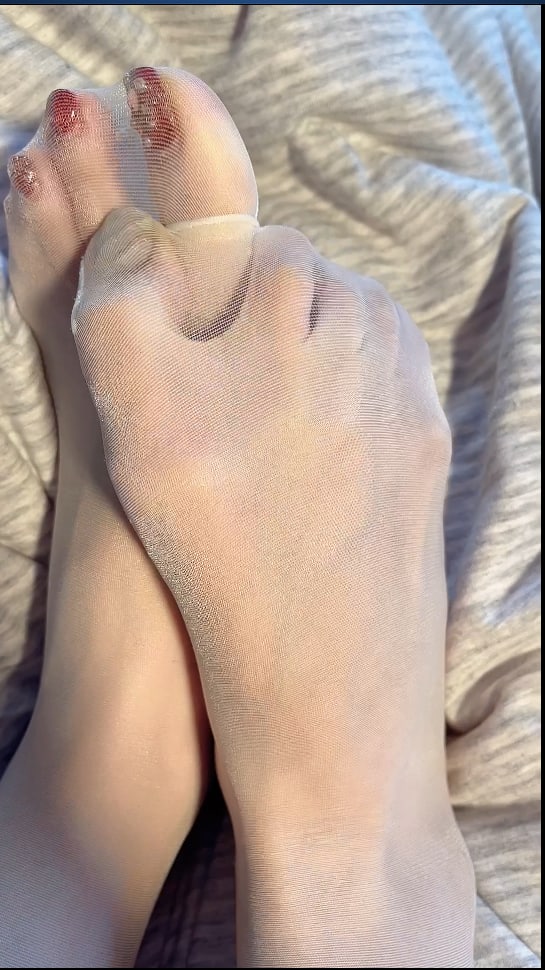 我爱的玉足