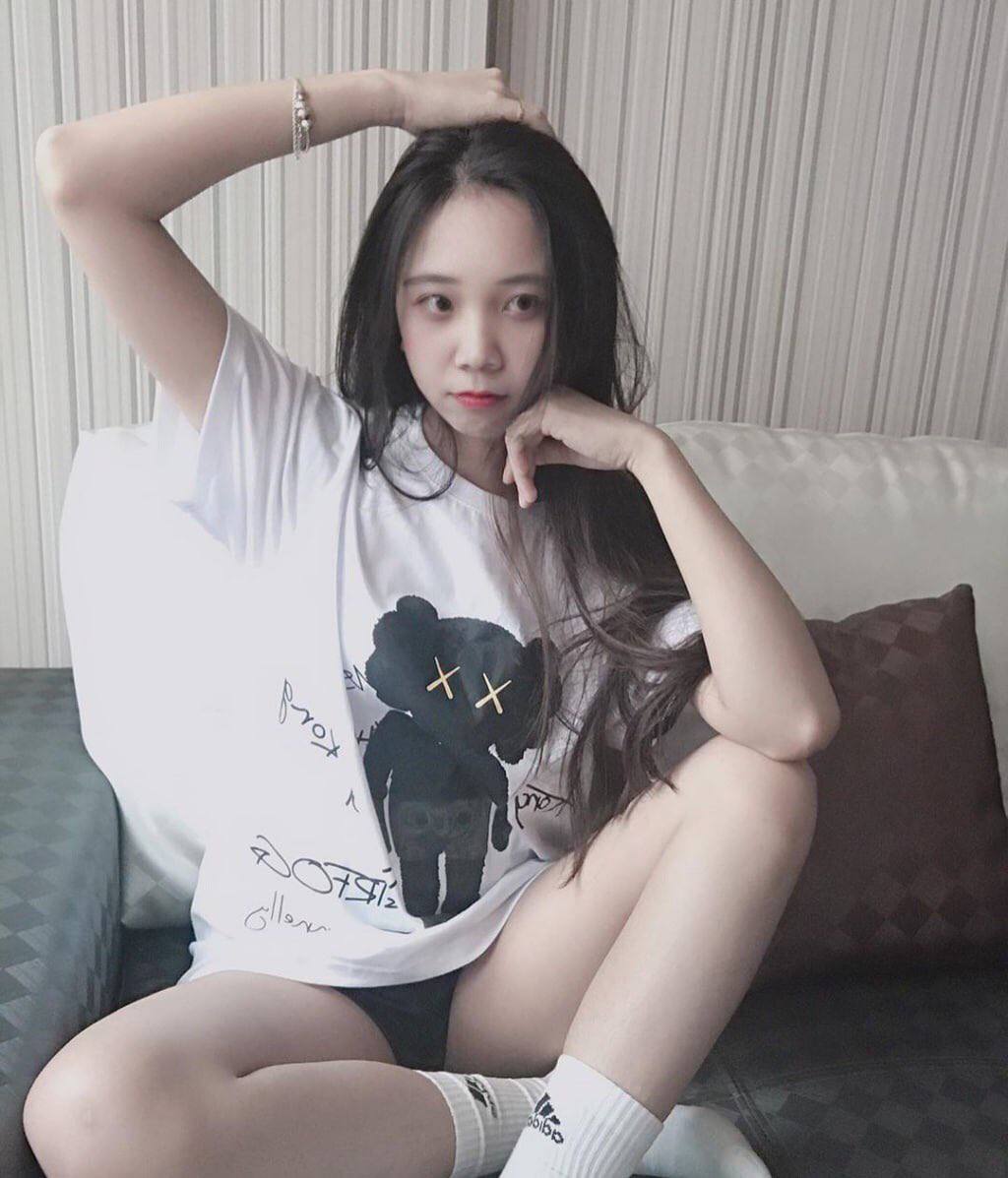 露脸美女 20231102
