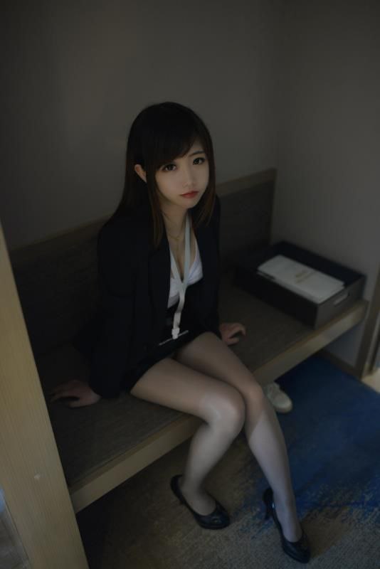爱的丝足美腿 20231106