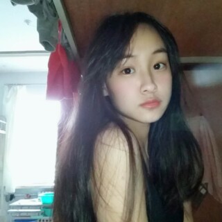 反差的嫩妹