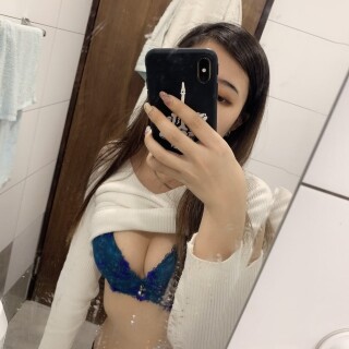 反差的嫩妹