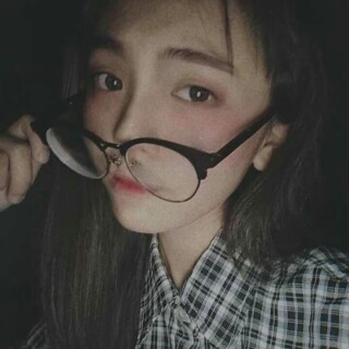 反差的嫩妹
