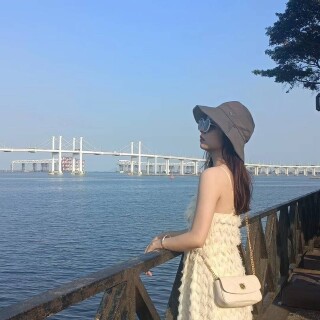 清纯与淫荡的反差