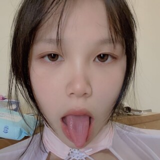 清纯与淫荡的反差