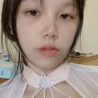 清纯与淫荡的反差