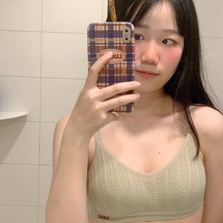 清纯与淫荡的反差