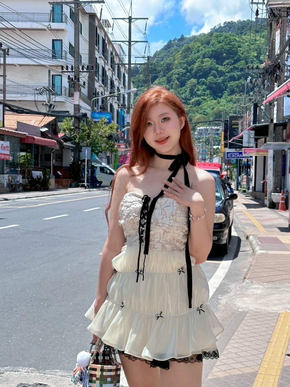 展示反差女和母狗，喜欢这感觉