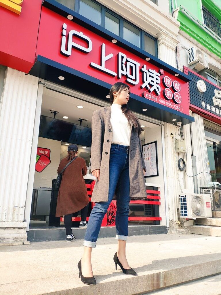 展示反差女和母狗，喜欢这感觉
