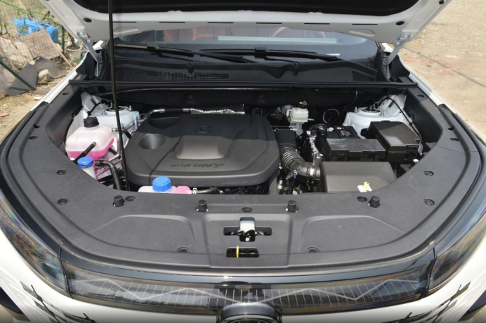 比长安CS75PLUS不只是省购置税；9.98万的插混SUV蓝电E5居然敢真的油电同价