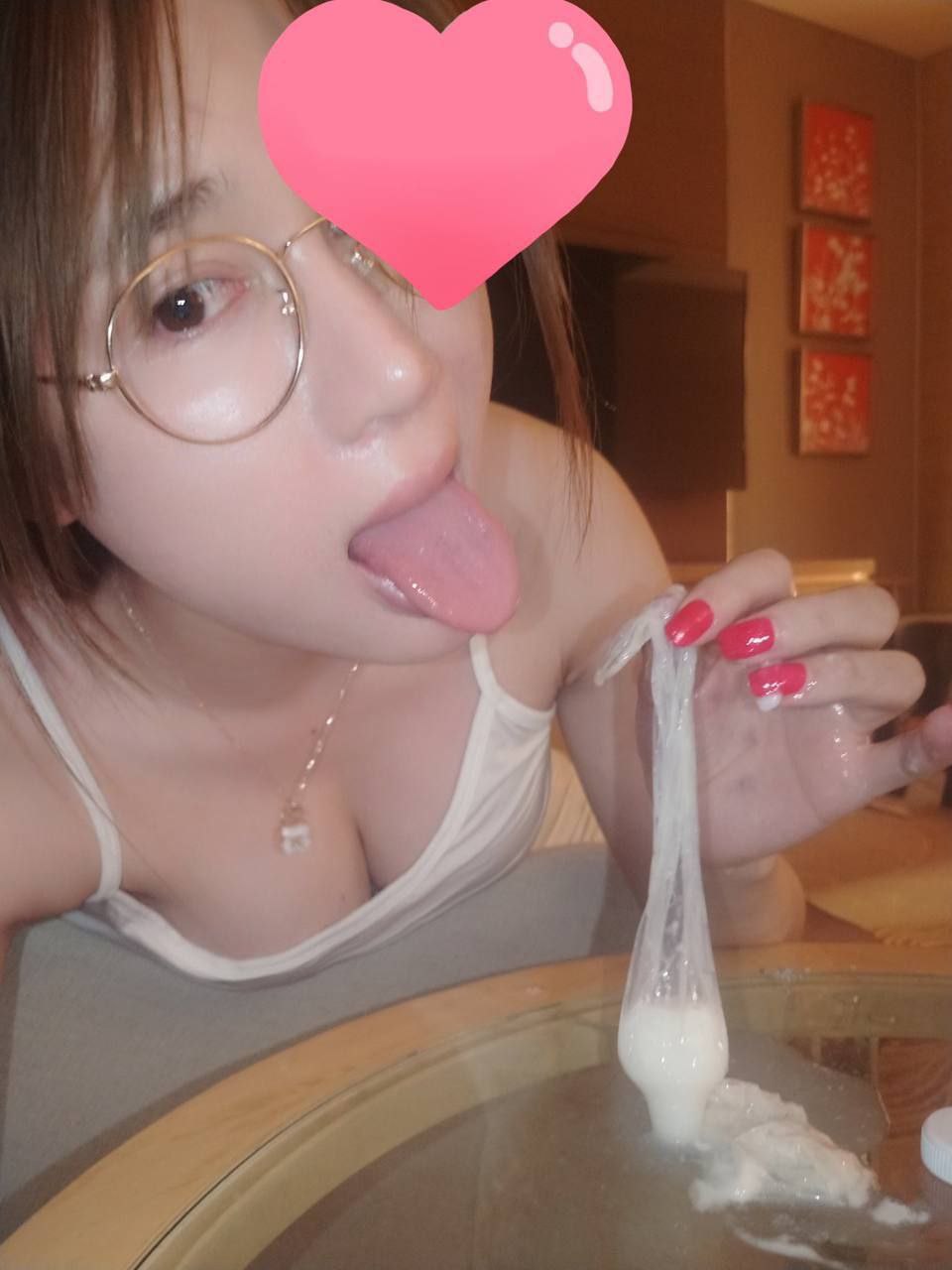 不怕反差婊有文化，就怕反差婊戴眼镜[118P]