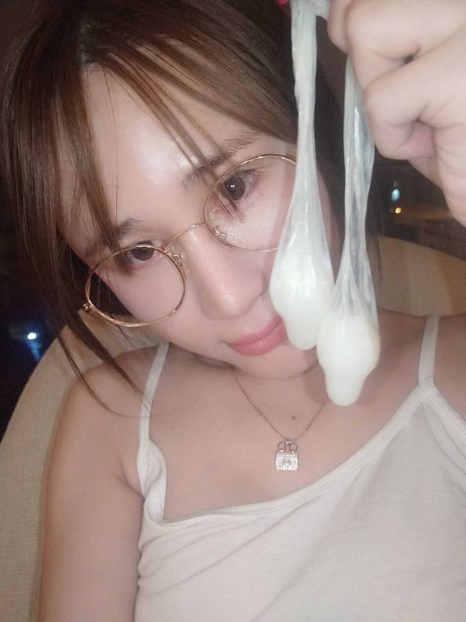 不怕反差婊有文化，就怕反差婊戴眼镜[118P]