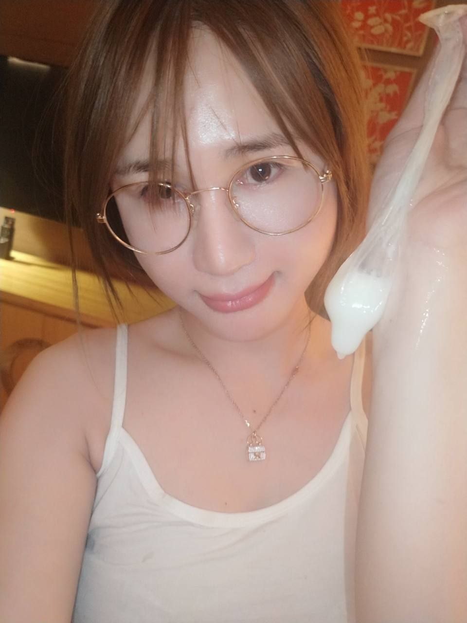 不怕反差婊有文化，就怕反差婊戴眼镜[118P]