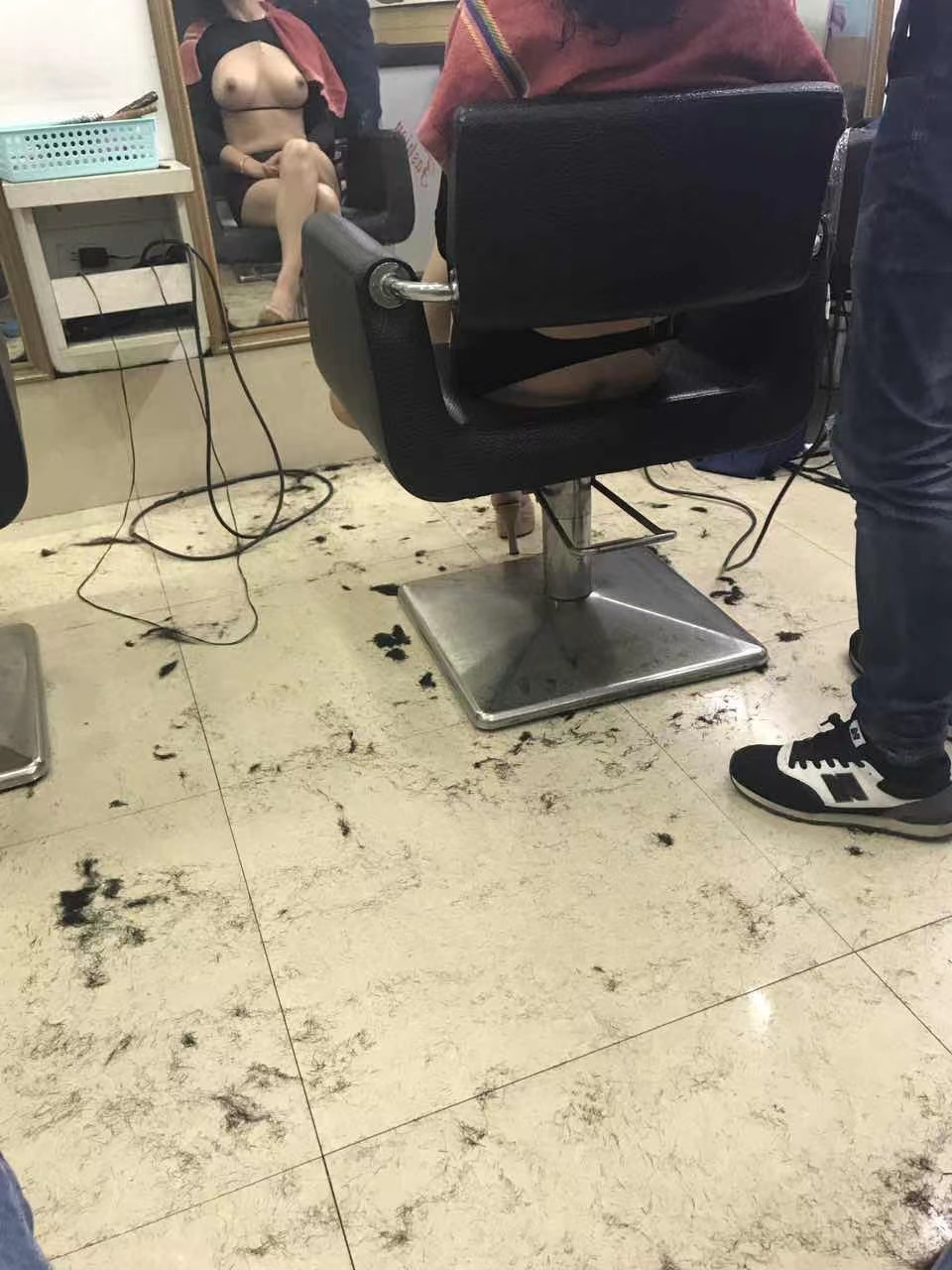 露出 人前的骚才是真的骚[80P]