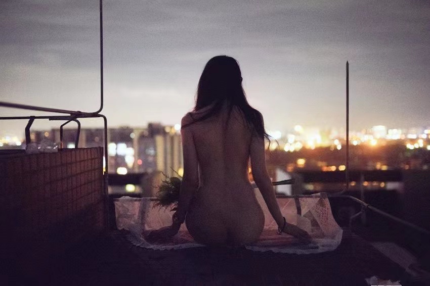 露出 人前的骚才是真的骚[80P]