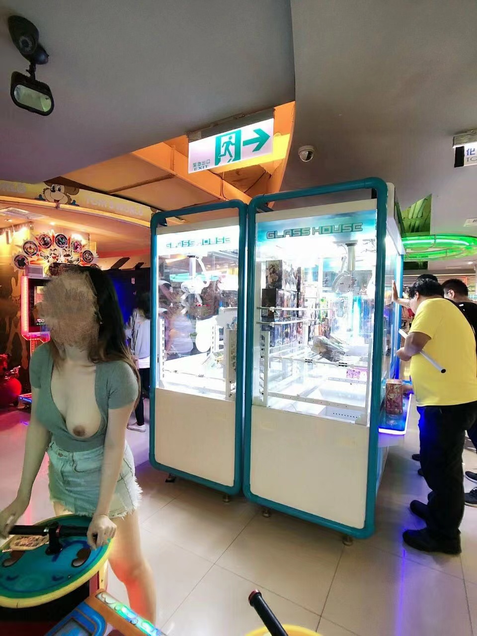 露出 人前的骚才是真的骚[80P]