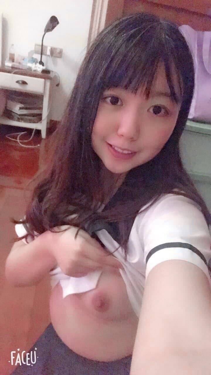不怕反差婊有文化，就怕反差婊戴眼镜 [118P]