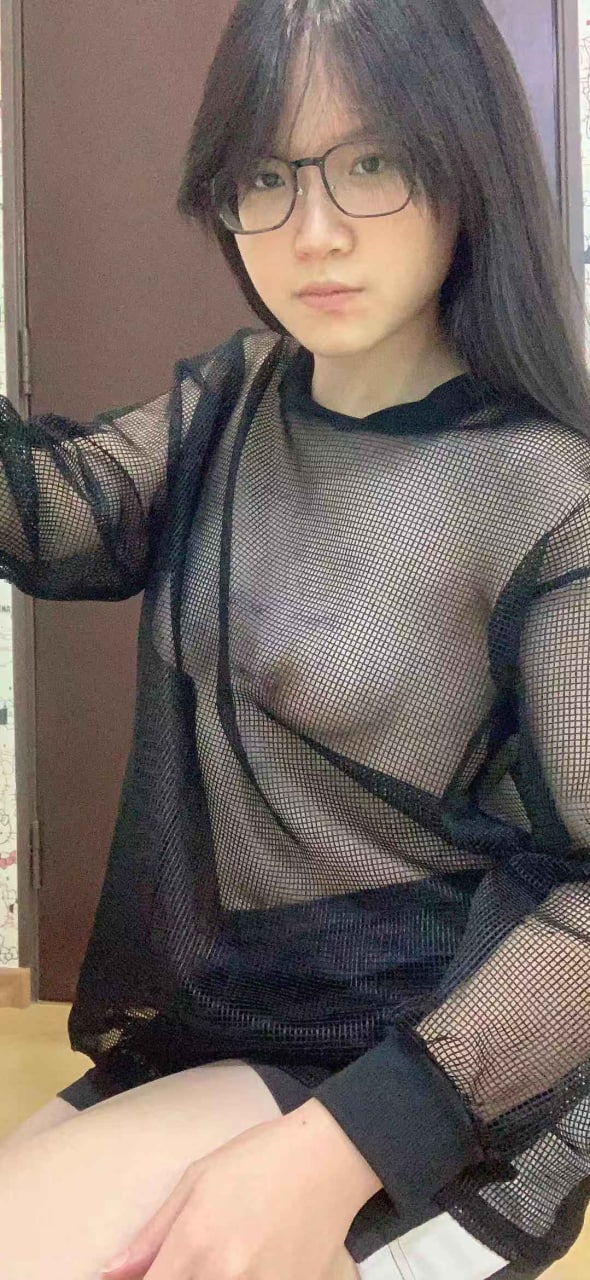 不怕反差婊有文化，就怕反差婊戴眼镜 [118P]