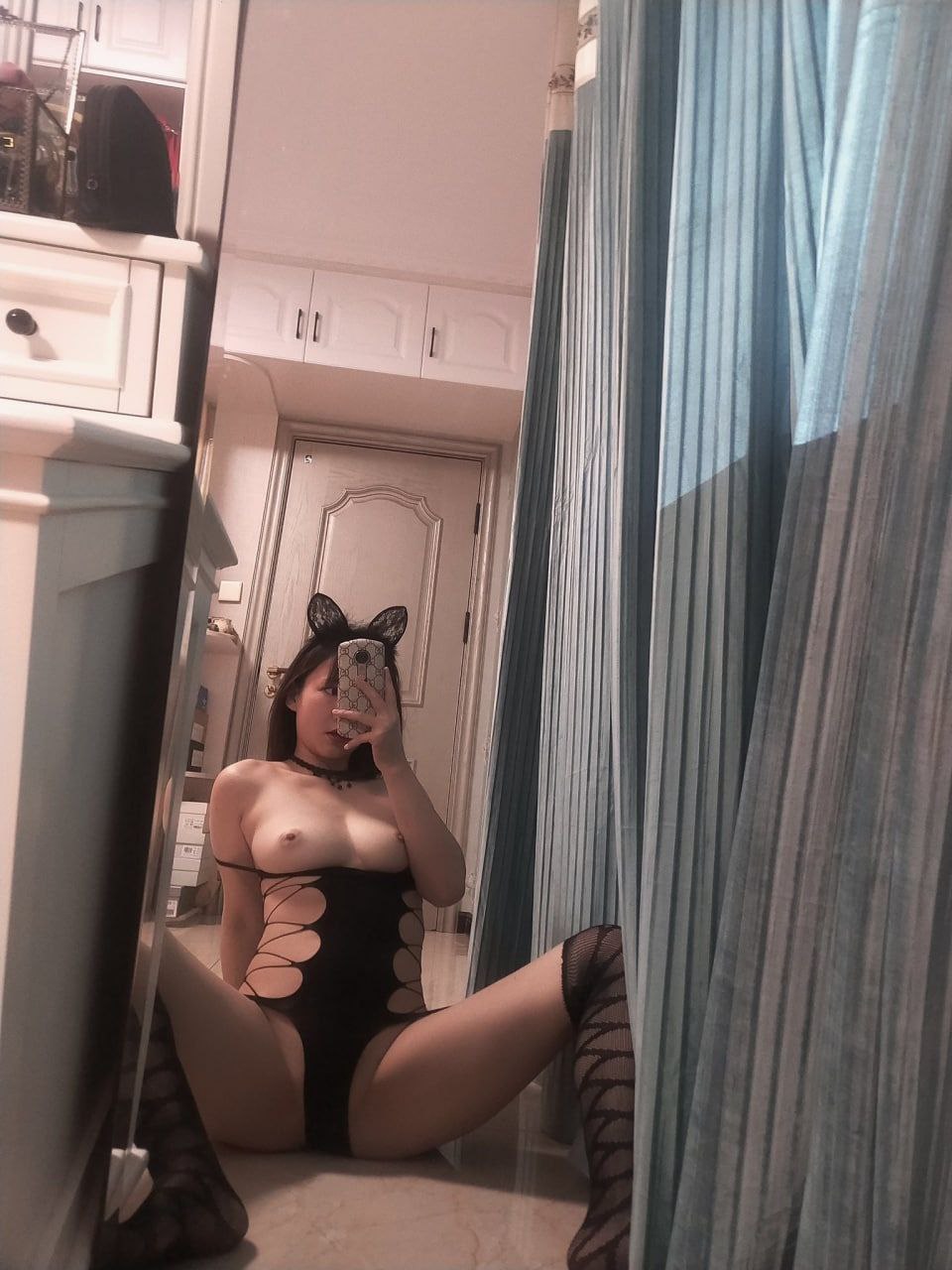 人妻女友的秘密 [107P]