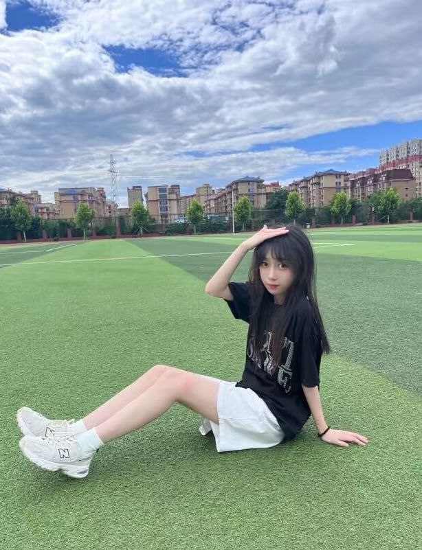 人妻女友的秘密 [107P]