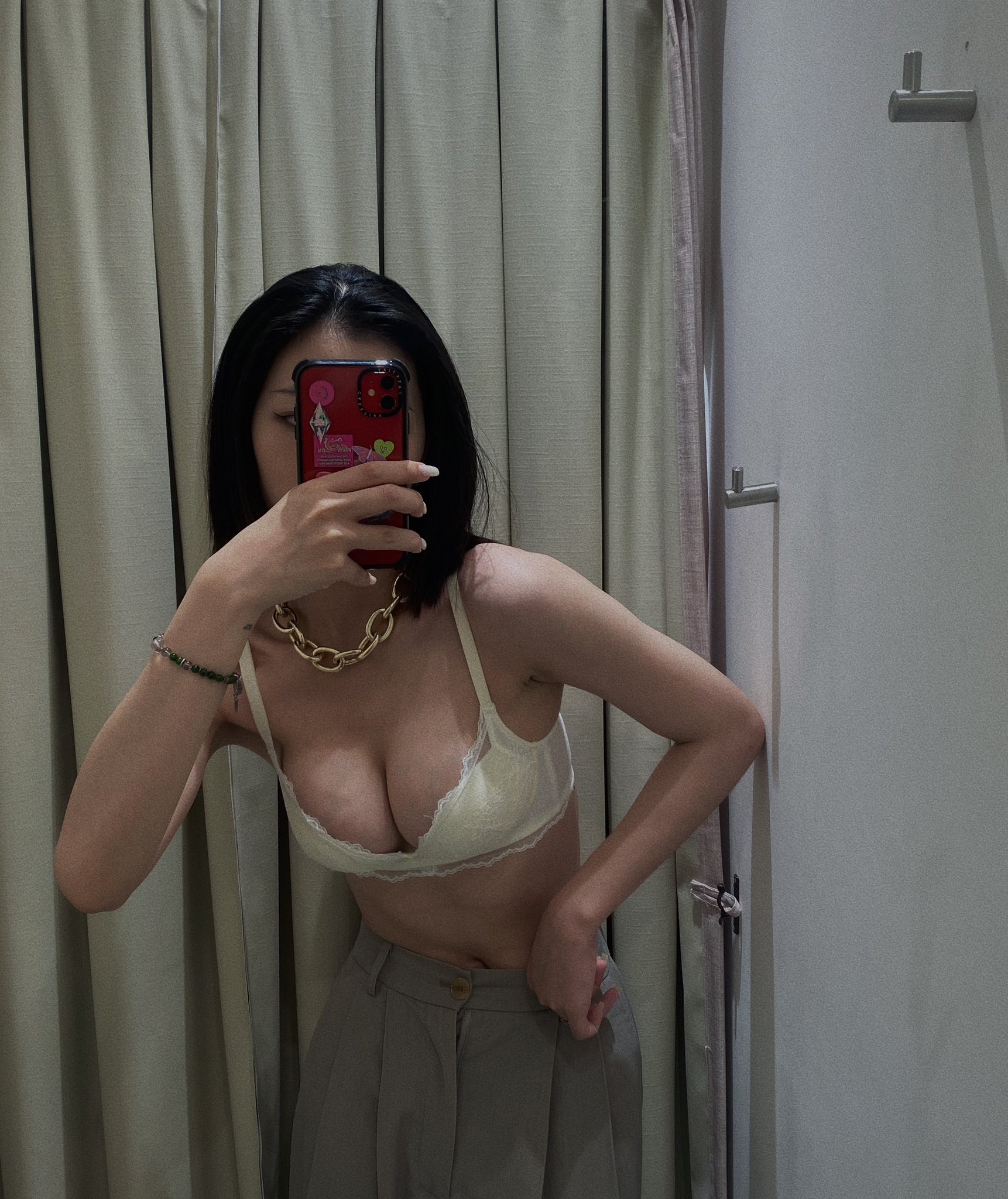 [美图分享]湾湾的一个模特,瘦马大灯
