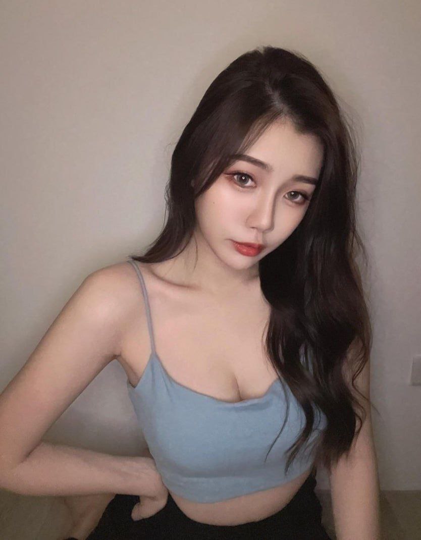电报反差群里收集的反差婊，量大管饱，请君欣赏 [104P]